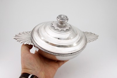 Ecuelle couverte d'époque Louis XV - Etienne-Hème Maisonrouge, Paris 1728-1729