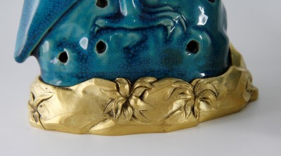 Perroquets en porcelaine de Chine - Monture en bronze doré par A. Risler & Carré, Paris vers 1900