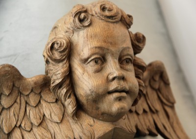 Grande tête d'ange ailée - Chêne blond, XIXe