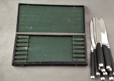 12 couteaux à dessert, lames argent - Suisse, Aarau, fin du XVIIIe siècle