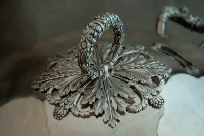 Grande soupière en argent - Paris, 1819-1838