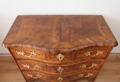 Mathäus Funk (1697-1783) - Petite commode d'entre-deux