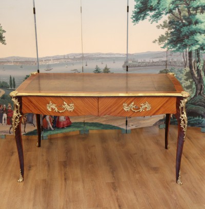 Bureau plat de style Louis XV - vers 1880