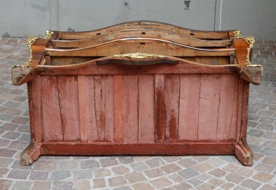 Commode en tombeau, début de l'époque Louis XV - Paris, vers 1730