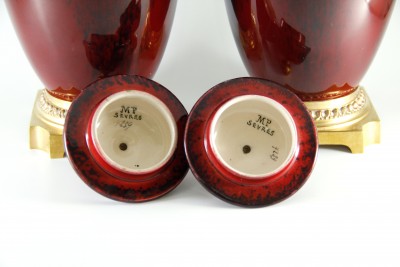 Paul Milet — Paire de vases couverts - Sèvres, vers 1920