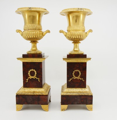 Paire de cassolettes aux vases Médicis - Bronze doré & marbre griotte, XIXe