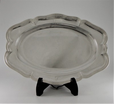 Plat ovale, Paris 1758-1759 - Orfèvre Nicolas-Clément Vallières