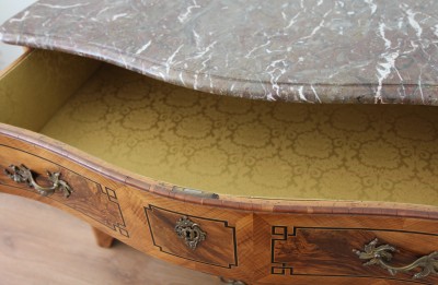 Commode marquetée, vers 1770 - Suisse, sans doute Berne