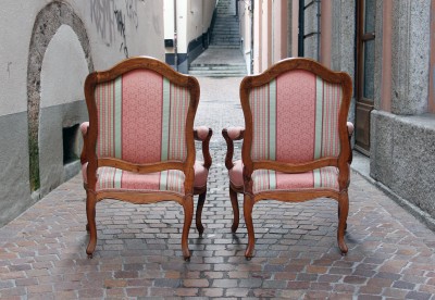 Paire de fauteuils à la Reine d'époque Louis XV - Estampille de François CANOT — Lyon, vers 1760