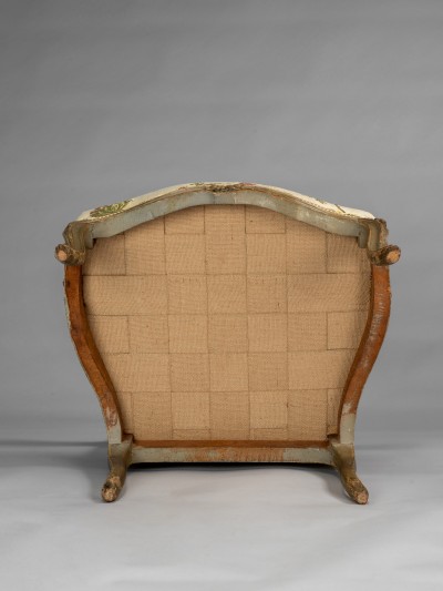 Fauteuil à la Reine à dossier cintré, estampillé Delanois - Louis Delanois (1731-1792, reçu maître en 1761)