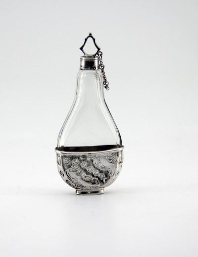 Flacon à parfum d'époque Louis XV - Paris, entre 1744 et 1750
