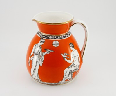 Angleterre, Burslem, Hill Pottery Company - Crémier à décor néo-grec, 1861-1864