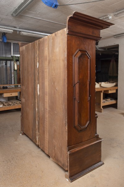 Armoire bâloise à colonnes torses - Bâle, fin du XVIIe siècle