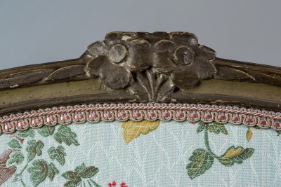 Bergère d'époque Louis XV, vers 1760-1770 - En hêtre laqué rechampi
