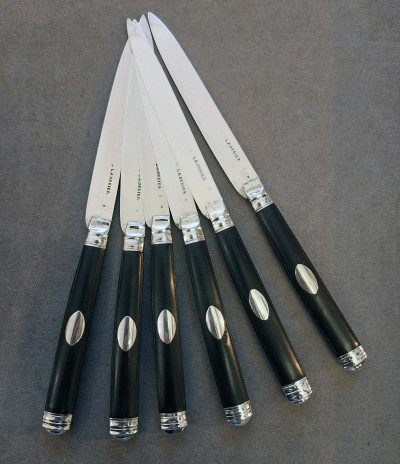 Six couteaux Laderier, vers 1770 - Argent massif et ébène — coutelier Laderier à Namur