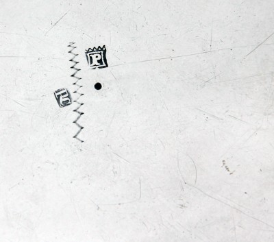 Plateau rond tripode en argent - Porto, vers 1790