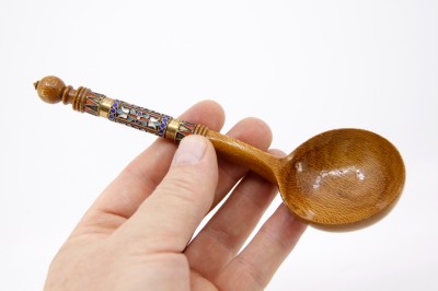 Cuillère russe - Bouleau de Carélie, argent doré et émaux filigranés
