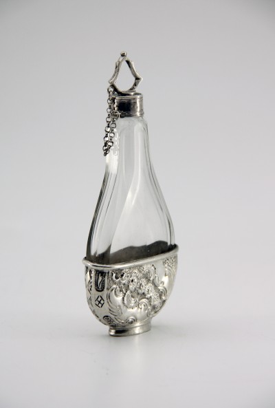 Flacon à parfum d'époque Louis XV - Paris, entre 1744 et 1750
