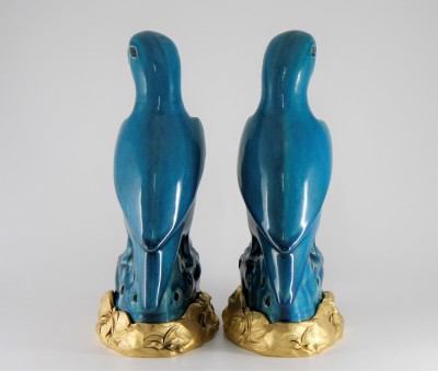 Perroquets en porcelaine de Chine - Monture en bronze doré par A. Risler & Carré, Paris vers 1900