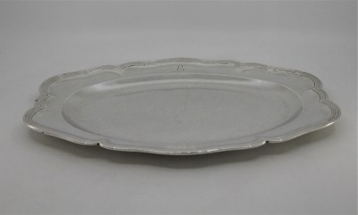 Plat ovale, Paris 1758-1759 - Orfèvre Nicolas-Clément Vallières