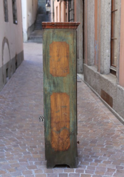 Petite armoire peinte - Suisse, début du XIXe