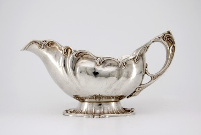 Saucière rocaille en argent massif - Suède, vers 1900