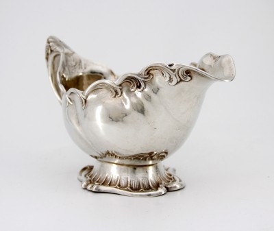 Saucière rocaille en argent massif - Suède, vers 1900
