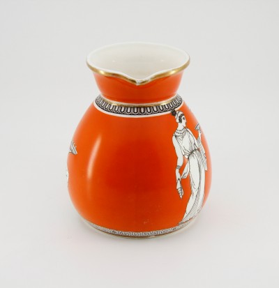 Angleterre, Burslem, Hill Pottery Company - Crémier à décor néo-grec, 1861-1864