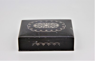 Boîte en acier damasquinée d'argent - Russie, s.d. manufacture de Toula, milieu du XIXe
