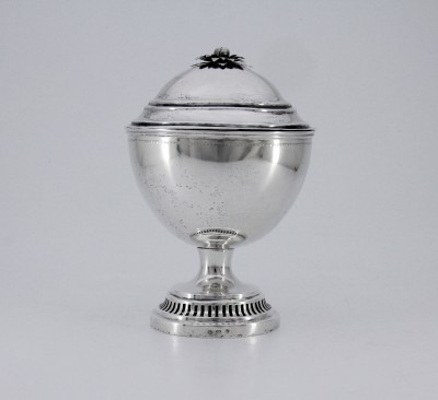 Sucrier couvert en urne, fin du XVIIIe - Zurich, Hans Jacob Ammann