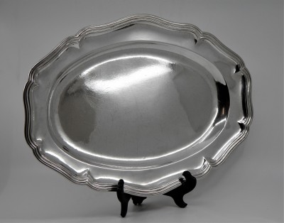 Grand plat de service en argent - Paris, 1768-1774