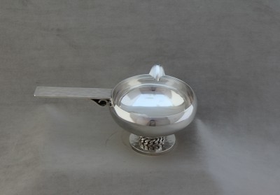 Saucière Art Déco, par Jean Després - Métal argenté