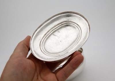Grande boîte en argent uni, Zurich vers 1740 - Hans-Rudolf Manz (1713-1790), reçu maître en 1734