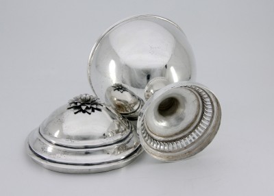 Sucrier couvert en urne, fin du XVIIIe - Zurich, Hans Jacob Ammann