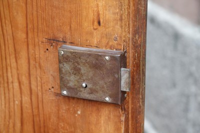 Petite armoire peinte - Suisse, début du XIXe